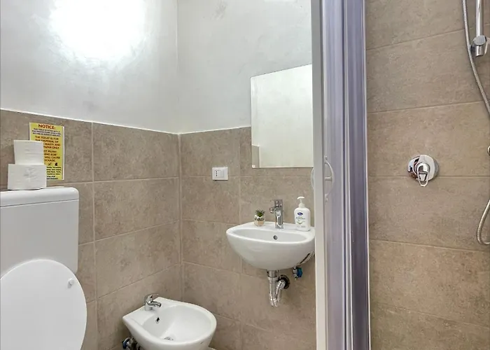 Romoli And 4*